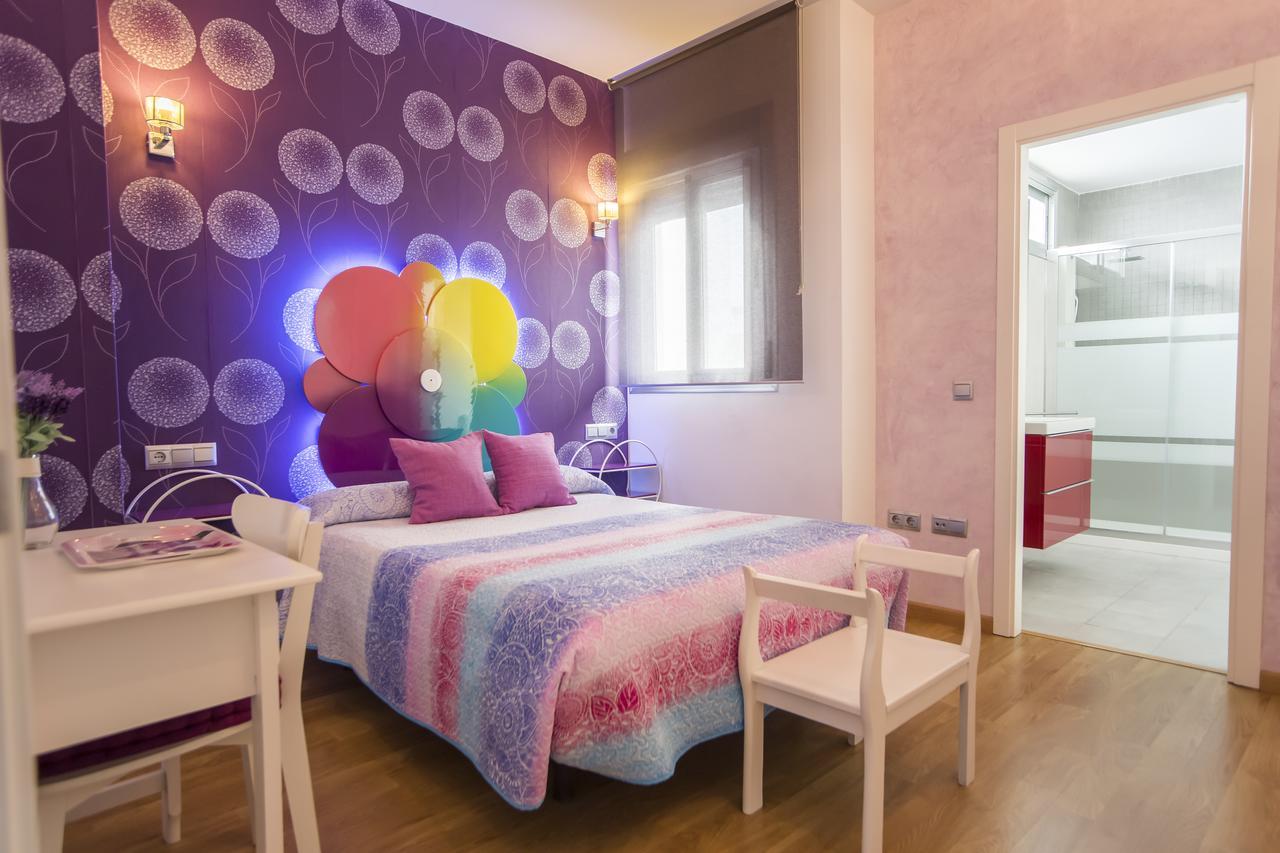 Apartamentos Momas La Casa De Mama Málaga Exterior foto
